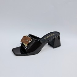 New Collection toka detaylı rugan kadın topuklu terlik kahverengi