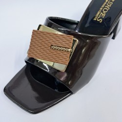 New Collection toka detaylı rugan kadın topuklu terlik kahverengi