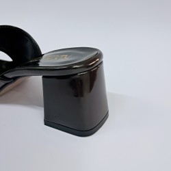 New Collection toka detaylı rugan kadın topuklu terlik kahverengi