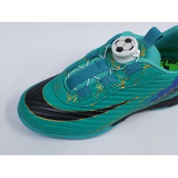 Laliga Ortopedik erkek çocuk halı saha ayakkabısı yeşil