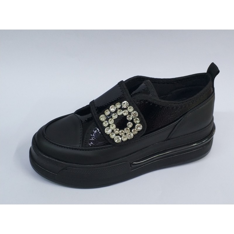 Modalendo taş toka detaylı cırtlı Ortopedik kadın spor ayakkabı siyah