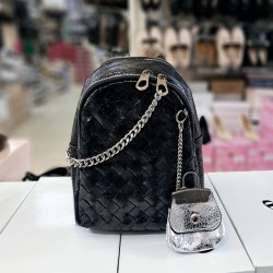 ÇÇS hasır örgü desenli parlak kumaş küçük boy kadın sırt çantası siyah