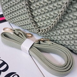 ÇÇS kabartma desenli zincirli kadın kol çantası mint yeşili