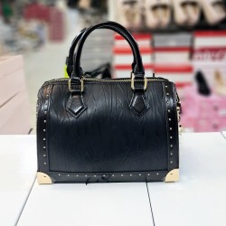 ÇÇS gold detaylı dalga desenli kadın kol çantası siyah