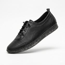 Kınacı hakiki deri ortopedik bağcık detaylı kadın ayakkabı siyah