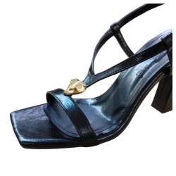 Paris kalp toka detaylı topuklu sandalet ayakkabı siyah